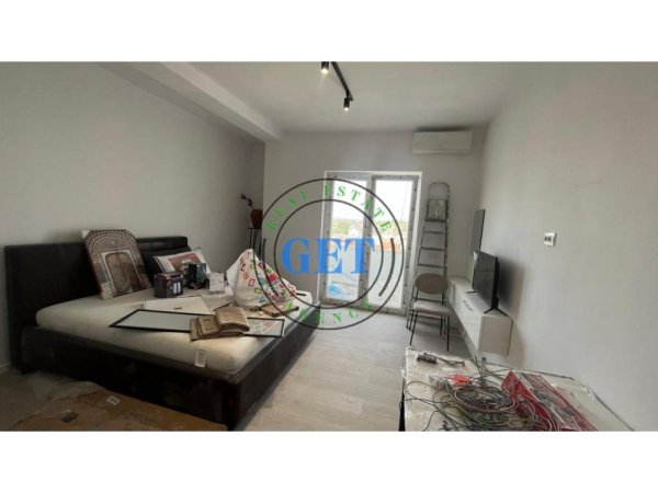 Durres, shes garsonier 1+1+Ballkon Kati 4, 52.000 € 