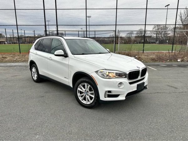 Shitet X5 viti 2015