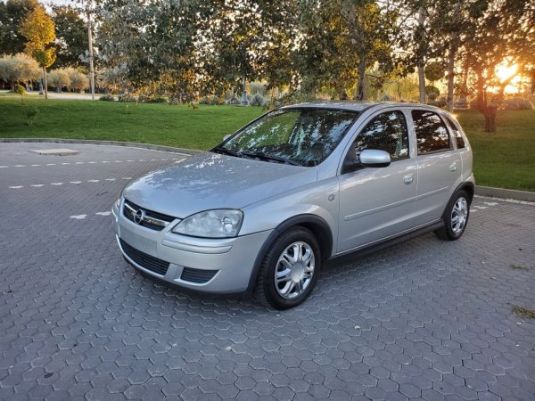 Durres, shes makine Opel Corsa Nafte, gri metalizato manuale Kondicioner 217.000 km