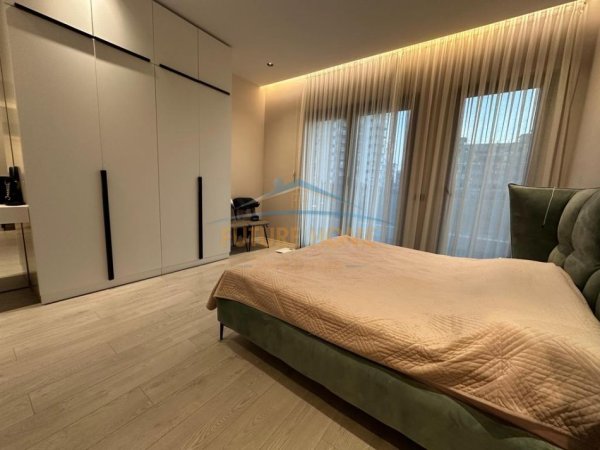 Tirane, jepet me qera apartament 3+1 Kati 2, 122 m² 1.800 € (deliorgji,tiran)