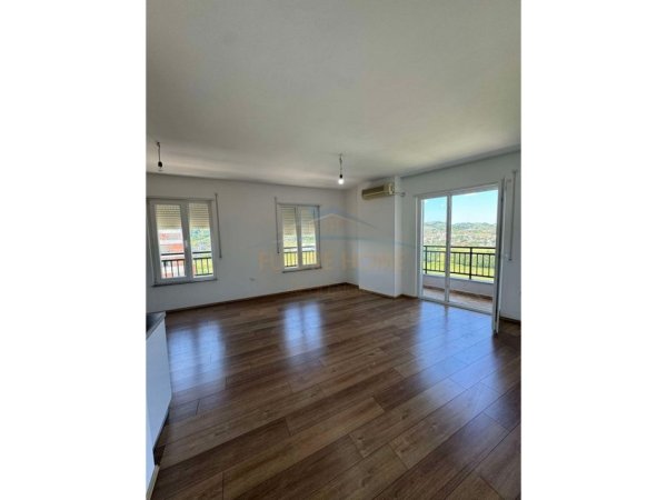 Tirane, shitet apartament 3+1+Ballkon Kati 9, 123 m² 167.000 € (UNAZA RE , VILA L2)   UNA52804