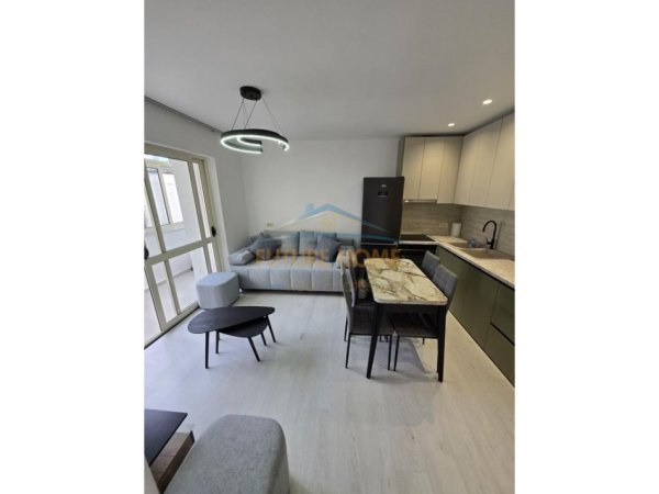 Qera, Apartament 1+1, Myslym Shyri, Tiranë.