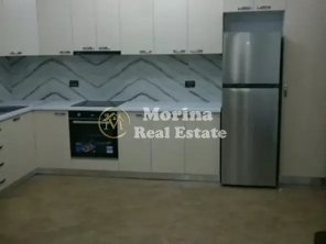 Tirane, jepet me qera shtepi 3+1 Kati 3, 120 m² 450 € (Selite-Nenstacioni Elektrik)