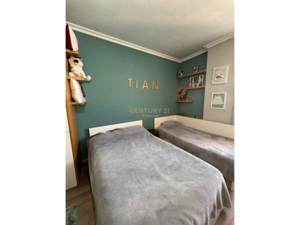 Tirane, shitet apartament 2+1 Kati 3, 104 m² 155.000 € (Fresk)