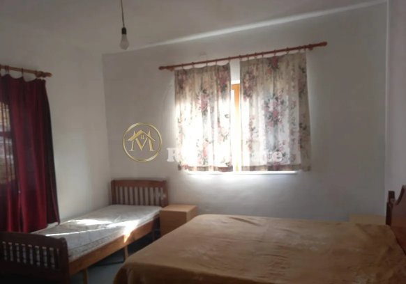 Tirane, jepet me qera shtepi 3+1 Kati 2, 120 m² 500 € (Tregu Elektrik)