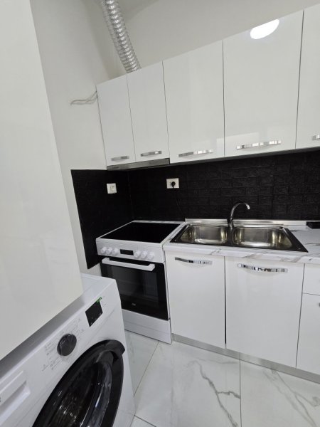 Tirane, jepet me qera garsonier Kati 0, 30 m² 280 € (Mangalem 21 , Ali Dem)