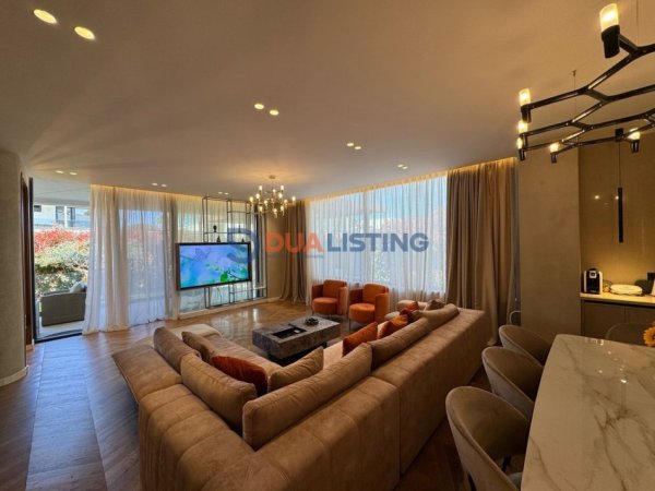 Durres, shitet Vile 3+1+Aneks+Ballkon Kati 0, 345 m² 800.000 € (Gjiri i Lalzit)