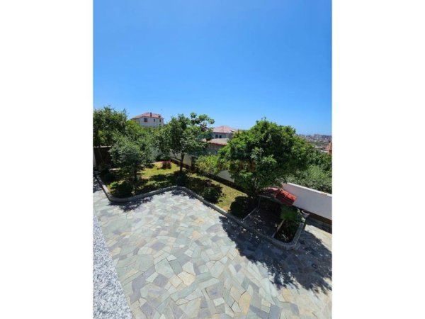 Durres, shitet Vile 3 Katshe Kati 0, 330.000 € (Arapaj)