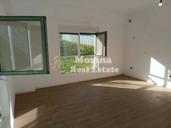 Tirane, jepet me qera garsonier Kati 1, 47 m² 250 € (Ali Demi-Kompleksi Kaimi)