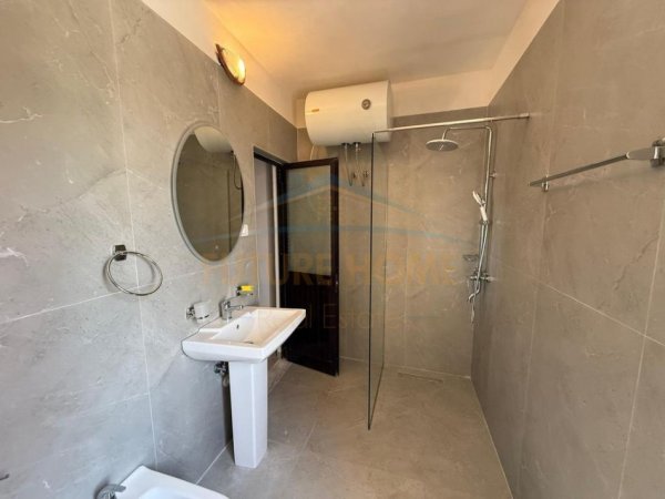 Tirane, jepet me qera apartament 1+1 Kati 5, 58 m² 350 € (kinostudio, Tiran)