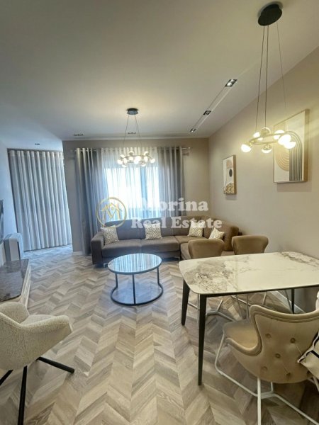 Tirane, jepet me qera apartament 2+1 Kati 7, 120 m² 1.200 € (Qender- 9 Kateshet)