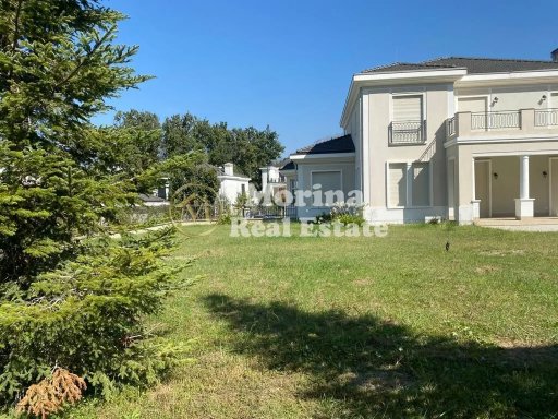 Tirane, jepet me qera Vile 2 Katshe , 221 m² 5.000 € (Vilat TEG)
