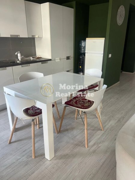 Tirane, jepet me qera apartament 2+1 Kati 2, 85 m² 650 € (Bulevardi Zogu i Pare)