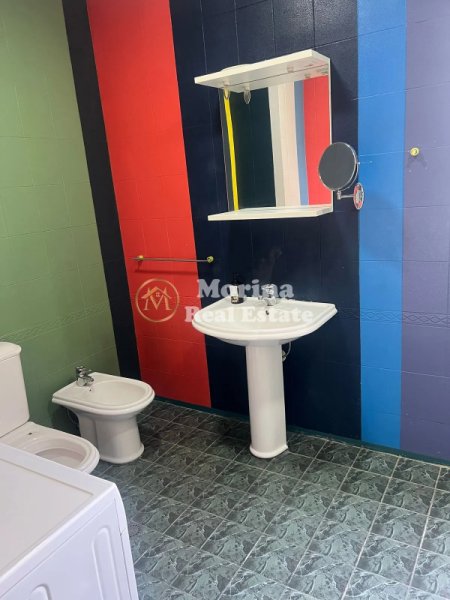 Tirane, jepet me qera apartament 2+1 Kati 2, 85 m² 650 € (Bulevardi Zogu i Pare)