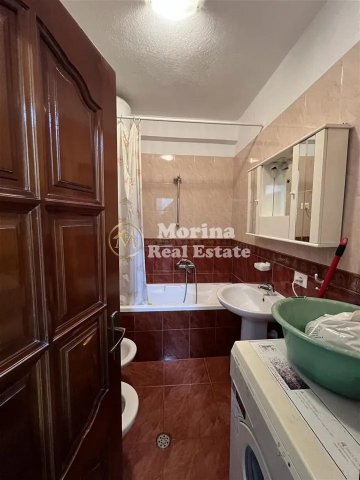 Tirane, jepet me qera apartament 1+1 Kati 1, 68 m² 570 € (Pazari i RI-Rruga Vllazen Huta)