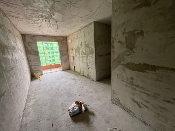 Tirane, shitet apartament 3+1 , 169.260 € (5 Maji)
