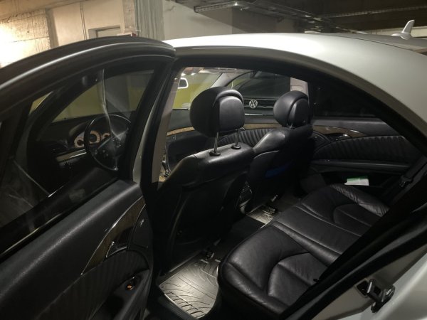 Tirane, shitet makine Mercedes Benz Evo E200 Nafte, gri metalizato automatik Kondicioner 240.000 km 6.300 €