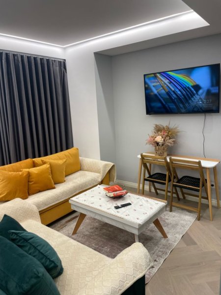 Tirane, shitet apartament 1+1+Ballkon Kati 5, 55 m² 175.000 € (Selvia)