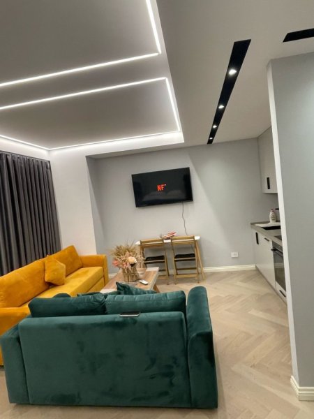 Tirane, shitet apartament 1+1+Ballkon Kati 5, 55 m² 175.000 € (Selvia)