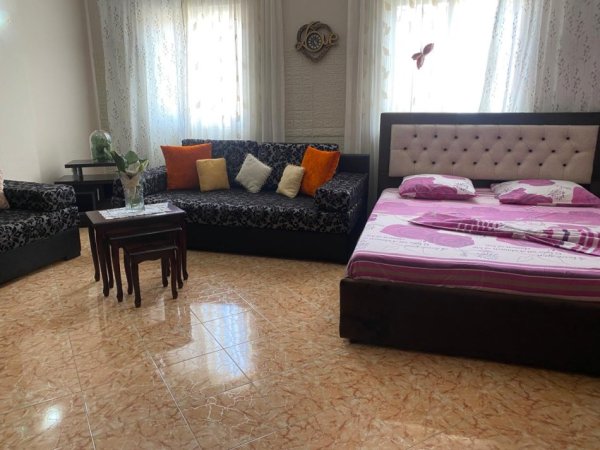 Tirane, jepet me qera garsonier Kati 1, 60 m² 400 € (Komuna e Parisit)