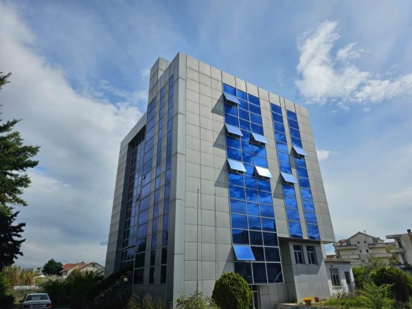 Tirane, shitet ambjent biznesi Kati 5, 1.450 m² (Casa Italia)