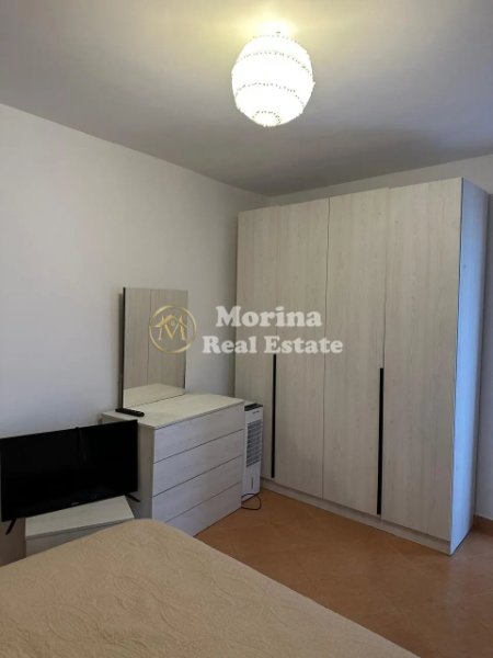 Tirane, jepet me qera shtepi 1+1 Kati 1, 55 m² 300 € (Allias)