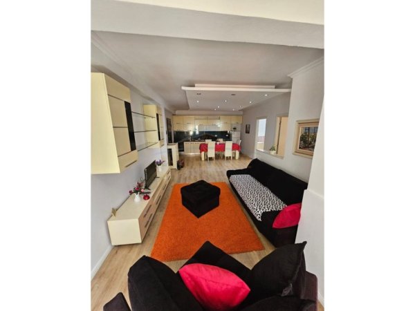 Tirane, shitet apartament 2+1 Kati 3, 91 m² 117.000 € (fresku,Tiran)
