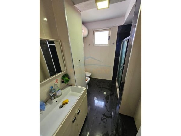 Tirane, shitet apartament 2+1 Kati 3, 91 m² 117.000 € (fresku,Tiran)