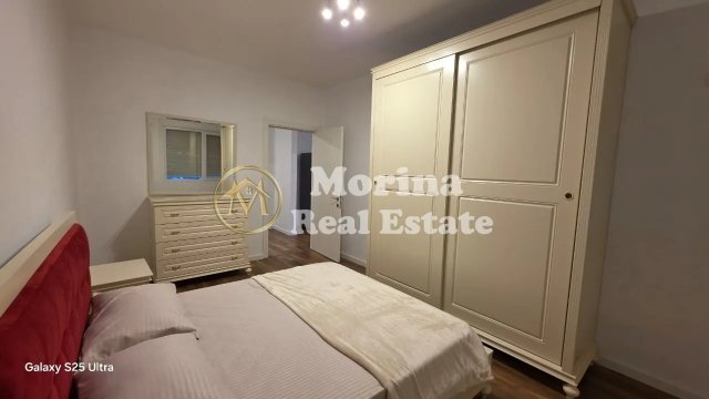 Tirane, jepet me qera apartament 1+1 Kati 7, 65 m² 400 € (Fresku-Rruga e Dajtit)