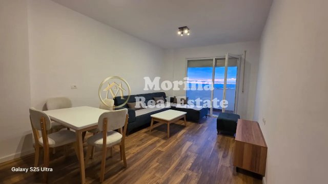 Tirane, jepet me qera apartament 1+1 Kati 7, 65 m² 400 € (Fresku-Rruga e Dajtit)