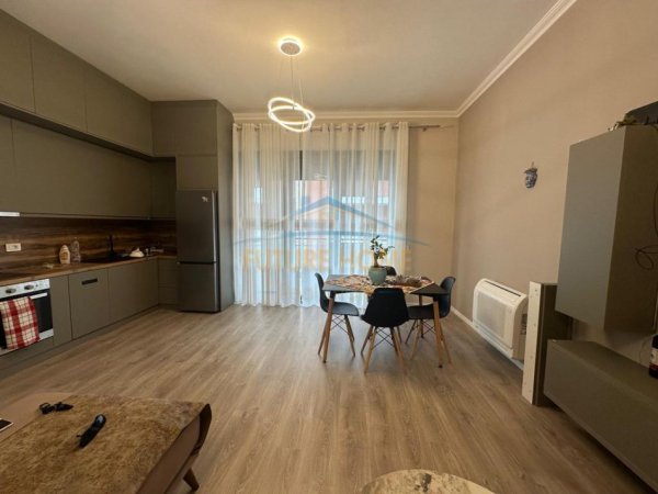 Tirane, jepet me qera apartament 1+1 Kati 6, 72 m² 800 € (deliorgji, tiran)