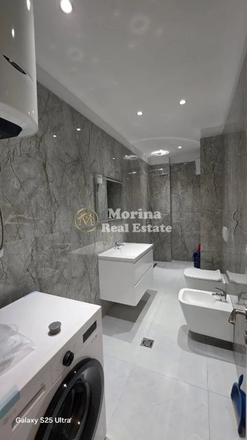 Tirane, jepet me qera apartament 2+1+Ballkon Kati 7, 85 m² 450 € (Fresku- Rruga e Dajtit)