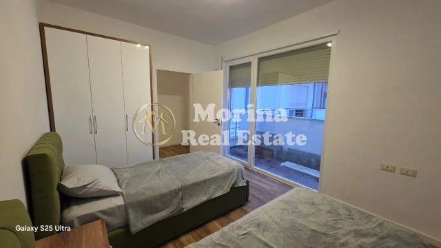Tirane, jepet me qera apartament 2+1+Ballkon Kati 7, 85 m² 450 € (Fresku- Rruga e Dajtit)