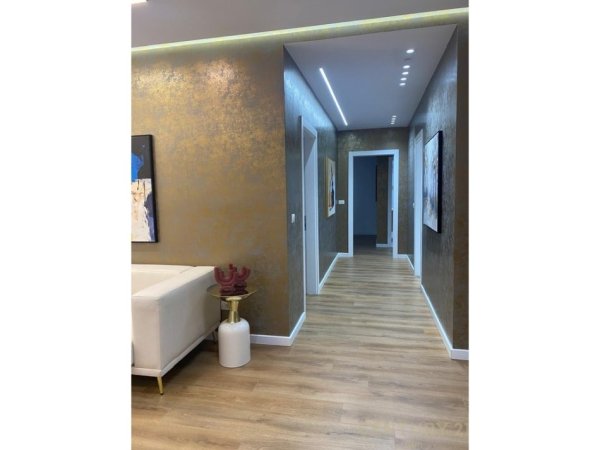 Tirane, shes apartament 2+1+2 , 135 m² 265.000 € (Kodra e Diellit)
