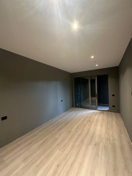 Tirane, shitet apartament 1+1+Ballkon Kati 8, 118 m² 430.540 € (Rr. e Elbasanit)