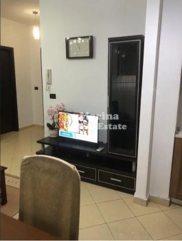 Tirane, jepet me qera apartament 1+1 Kati 4, 65 m² 420 € (Xhamlliku-Rruga Xhanfize Keko)