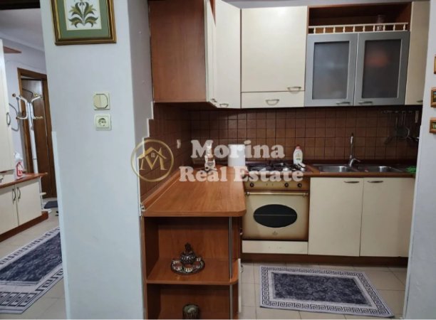 Tirane, jepet me qera apartament 2+1 Kati 2, 100 m² 600 € (Rruga Elbasanit-Liceu Artistik)