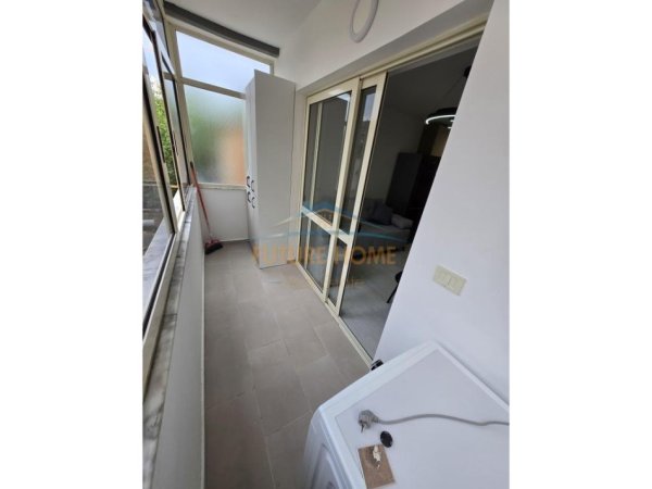Tirane, jepet me qera apartament 1+1 Kati 5, 45 m² 600 € (myslym shyri)