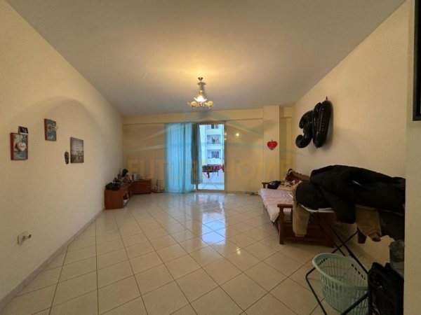 Tirane, shes apartament 2+1+Ballkon Kati 5, 120 m² 139.000 € (ASTIR)