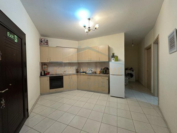 Tirane, shes apartament 2+1+Ballkon Kati 5, 120 m² 139.000 € (ASTIR)
