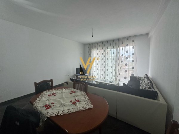 Tirane, jepet me qera apartament 1+1+Ballkon Kati 6, 65 m² 400 € (ASTIR)
