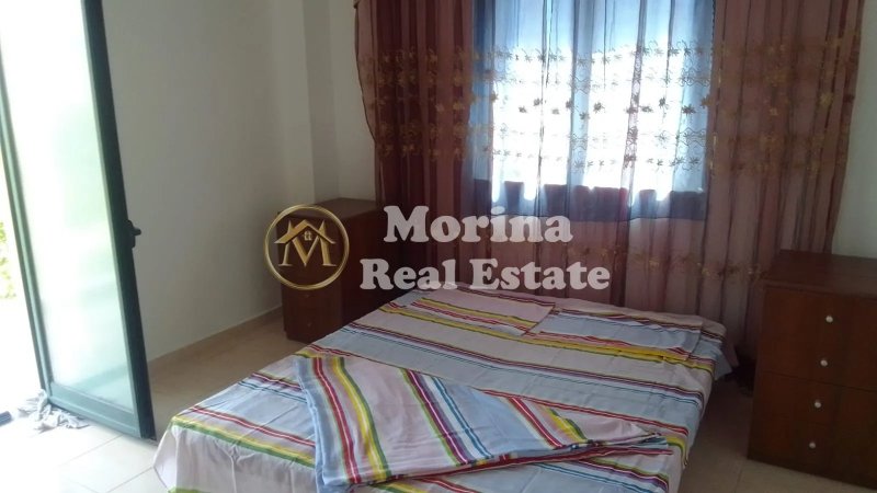 Tirane, jepet me qera shtepi 3+1 Kati 2, 120 m² 400 € (Astir)