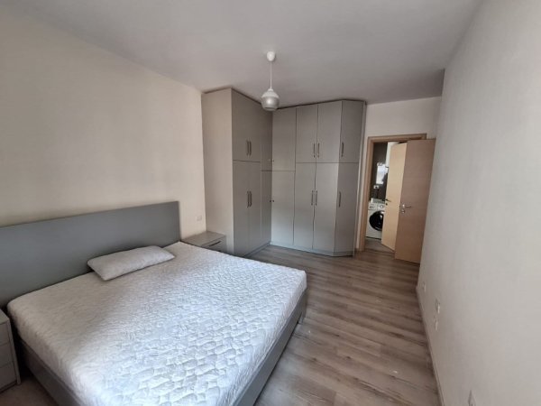 Tirane, shitet apartament 2+1+Ballkon Kati 4, 99 m² 205.000 € (kopshti zoologjik)