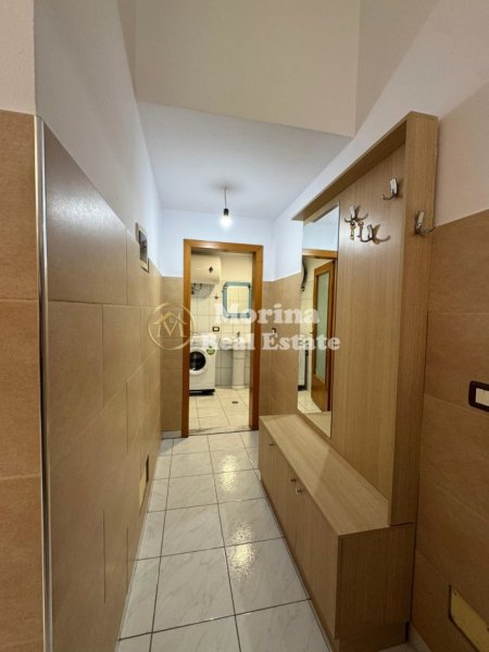 Tirane, jepet me qera apartament 1+1 Kati 1, 60 m² 350 € (Rruga 5 Maji)