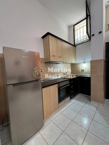Tirane, jepet me qera apartament 1+1 Kati 1, 60 m² 350 € (Rruga 5 Maji)