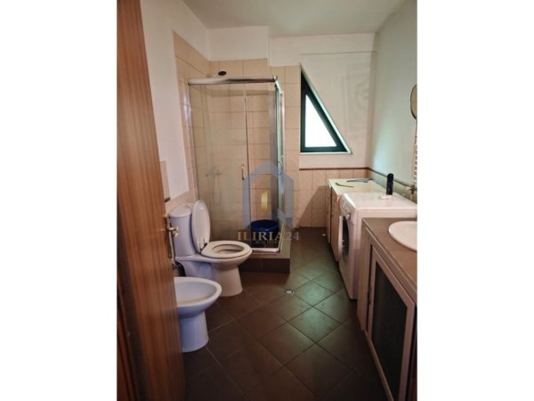 Tirane, shes apartament 3+1 Kati 6, 125 m² 