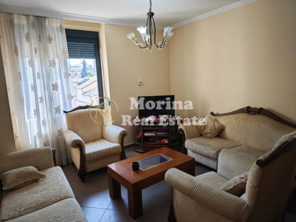 Tirane, jepet me qera apartament 3+1+Ballkon Kati 2, 120 m² 800 € (Rruga e Bogdaneve)