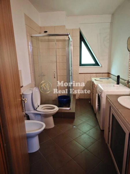 Tirane, jepet me qera apartament 3+1+Ballkon Kati 2, 120 m² 800 € (Rruga e Bogdaneve)