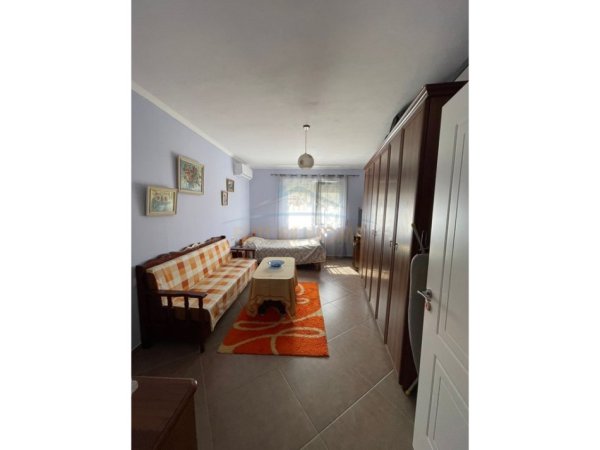 Shitet, Apartament 2+1+2, Unaza e Re, Tiranë