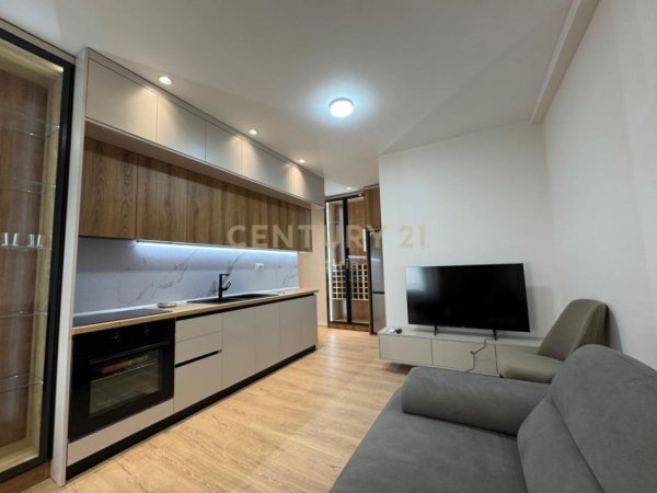 Tirane, shitet apartament 1+1 , 59 m² 120.000 € (Shitet apartament 1+1 te Kopshti Zoologjik.)